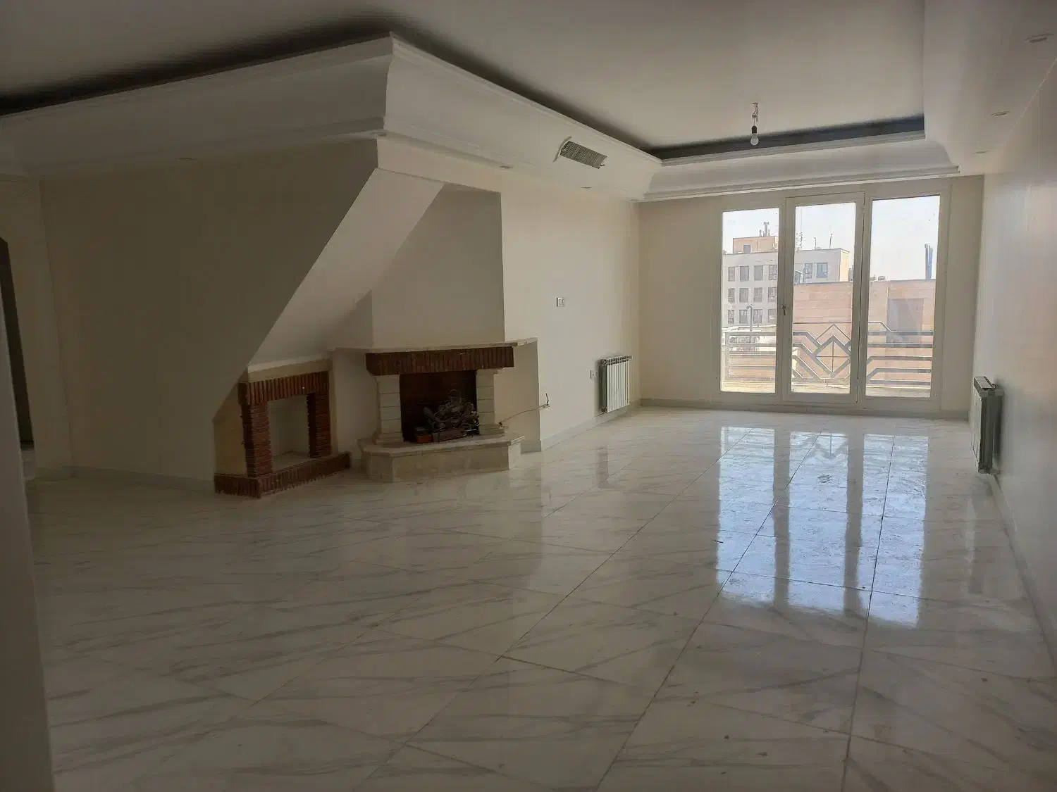 سعادت آباد ۱۳۵ متر/حوالی میدان کاج/علامه شمالی