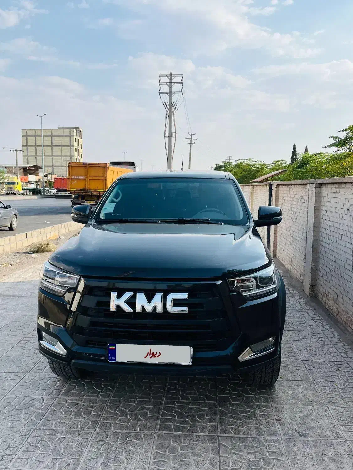 فروش کی ام سی t8|خودرو سواری و وانت|سیرجان, |دیوار