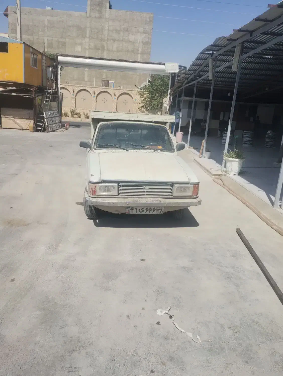 وانت83سلامت درحال کار|خودرو سواری و وانت|چهارباغ, |دیوار