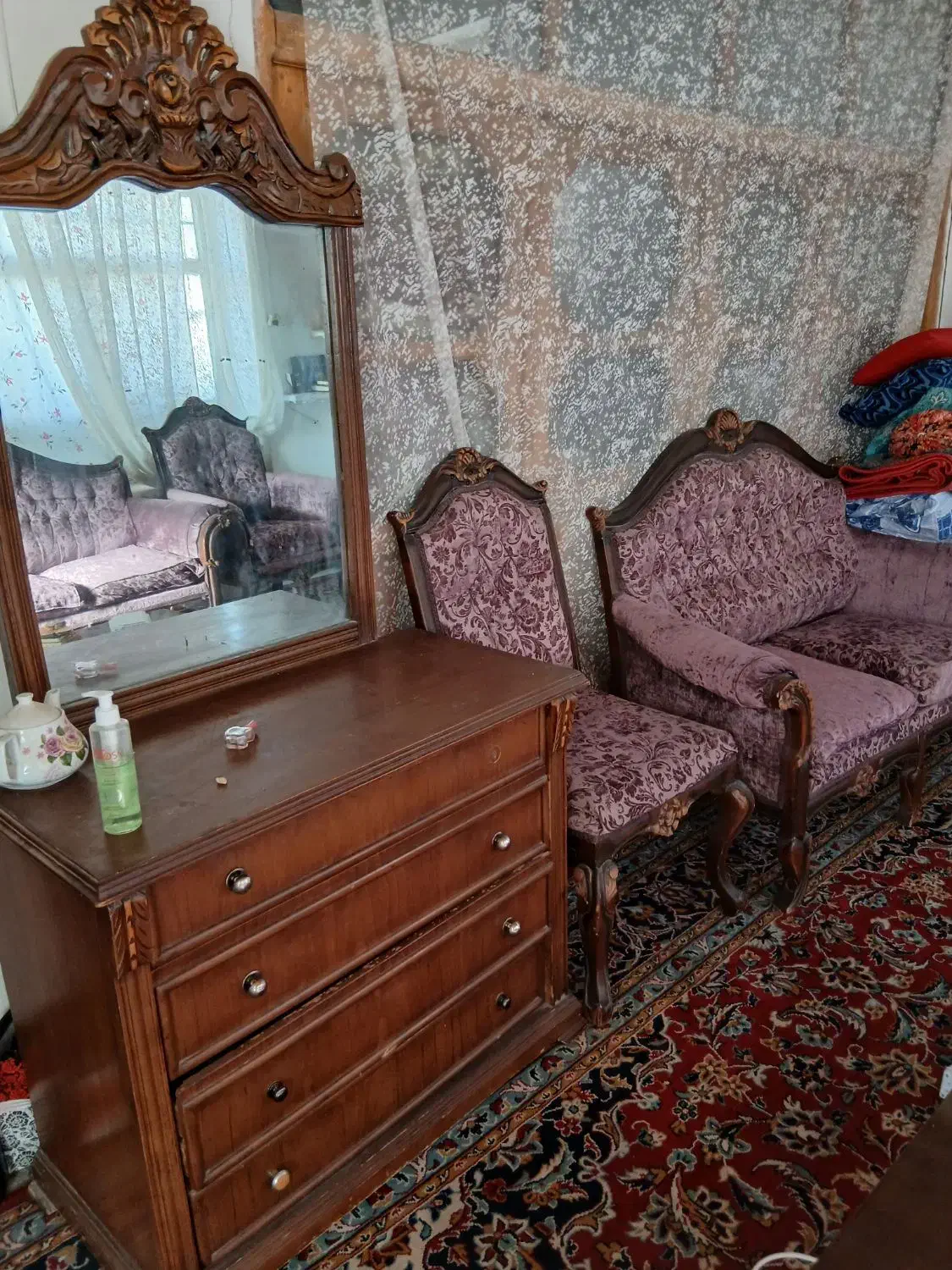 مبل و دراور و...|مبلمان خانگی و میز عسلی|بجنورد, |دیوار