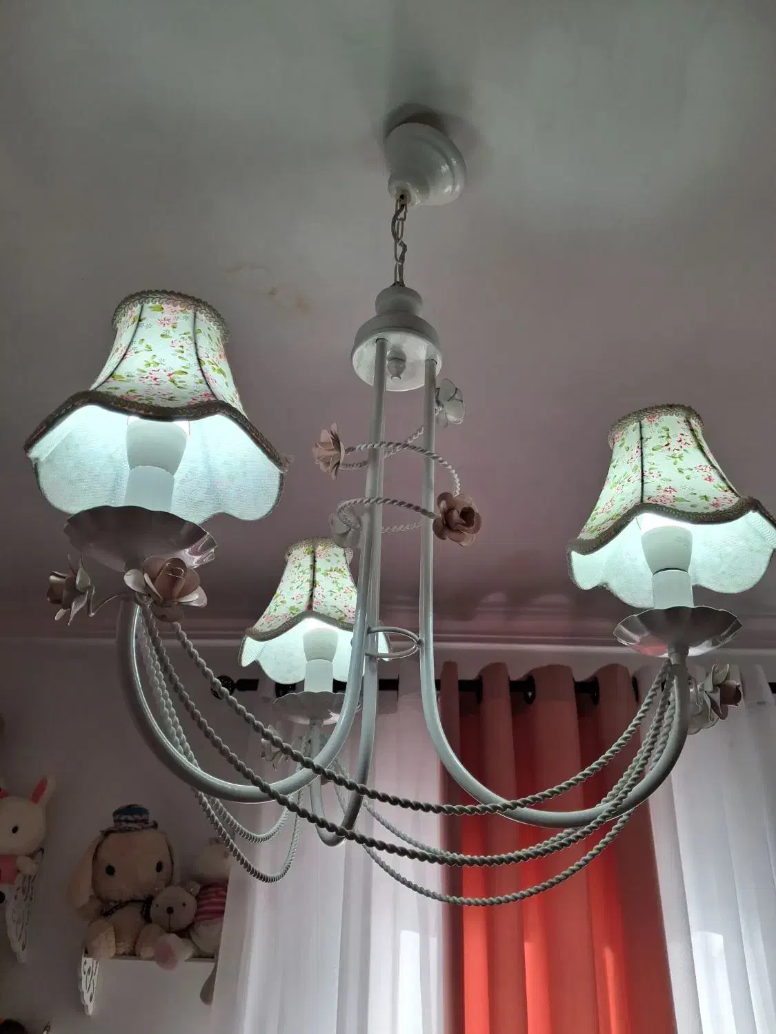 لوستر|لوستر و چراغ آویز|رشت, حمیدیان|دیوار