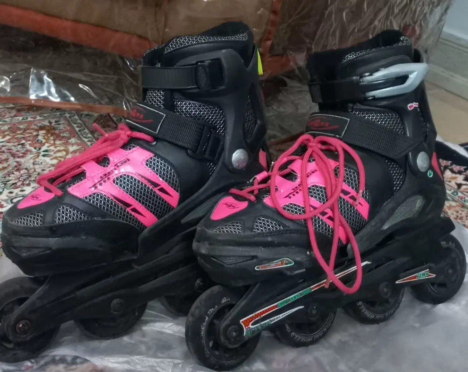 اسکیت دخترانه در حده نو|دوچرخه، اسکیت، اسکوتر|ری, شهادت|دیوار