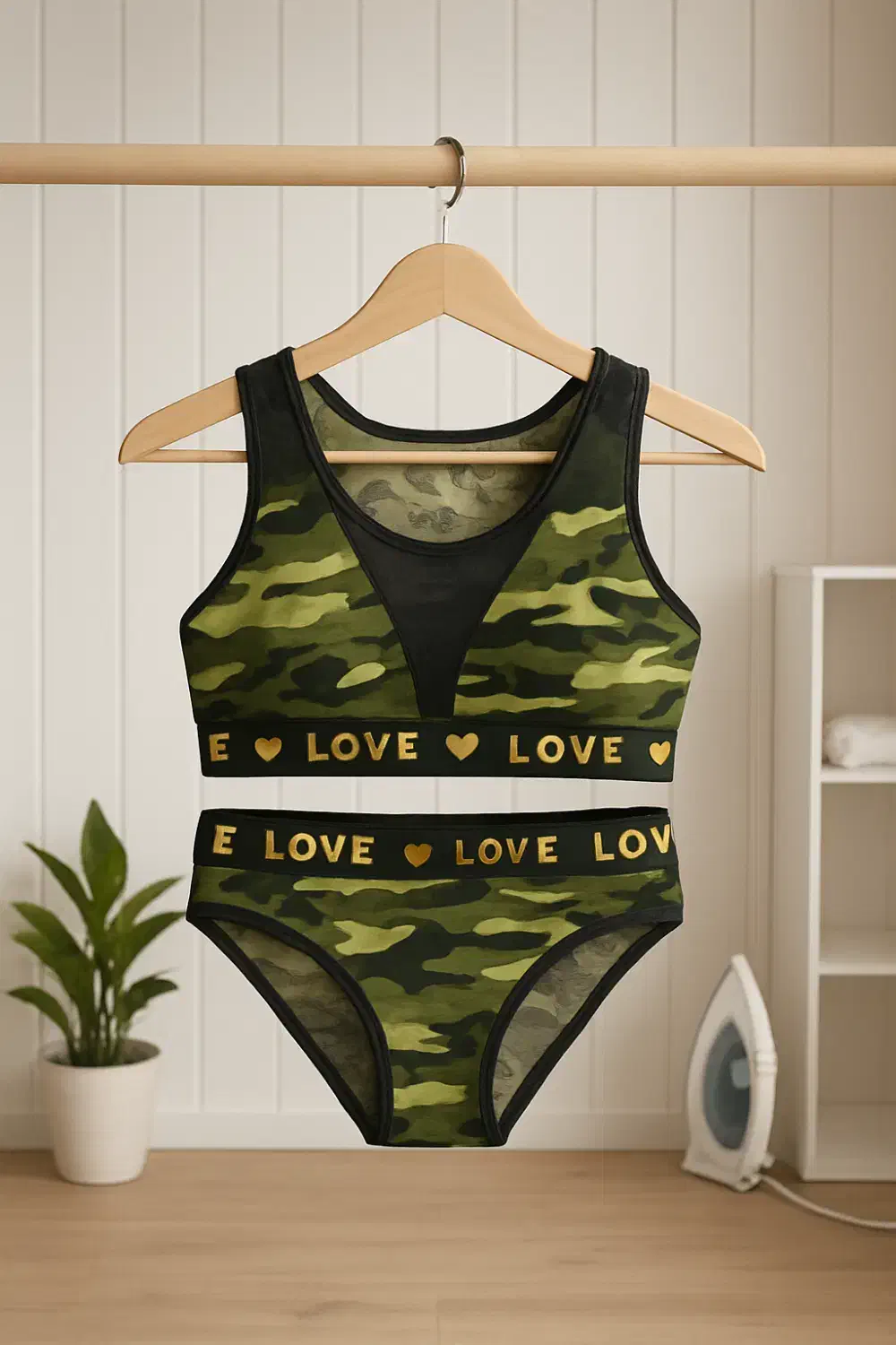 ست نیم تنه|لباس|شاهرود, |دیوار