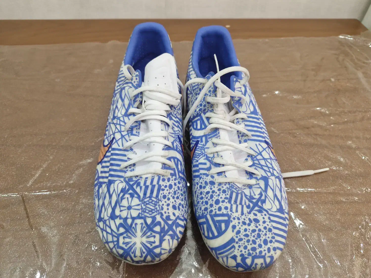 استوک Mercurial سایز 42-43|تجهیزات ورزشی|تهران, شهرک پاسداران|دیوار