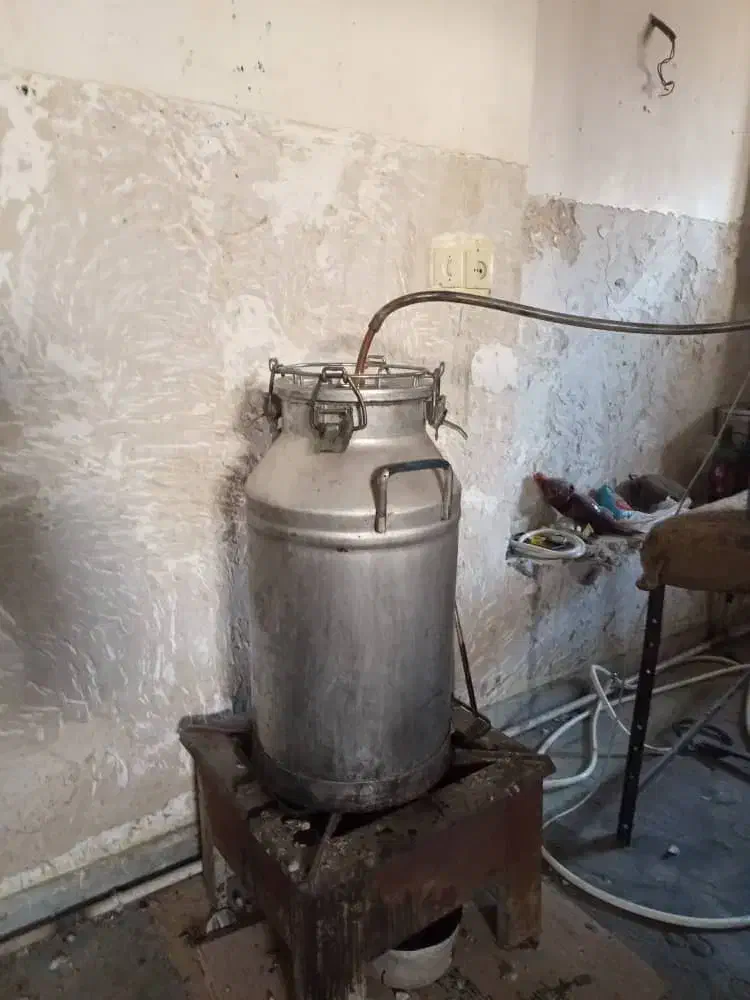 عرق گیر|ظروف پختوپز|اسکو, |دیوار