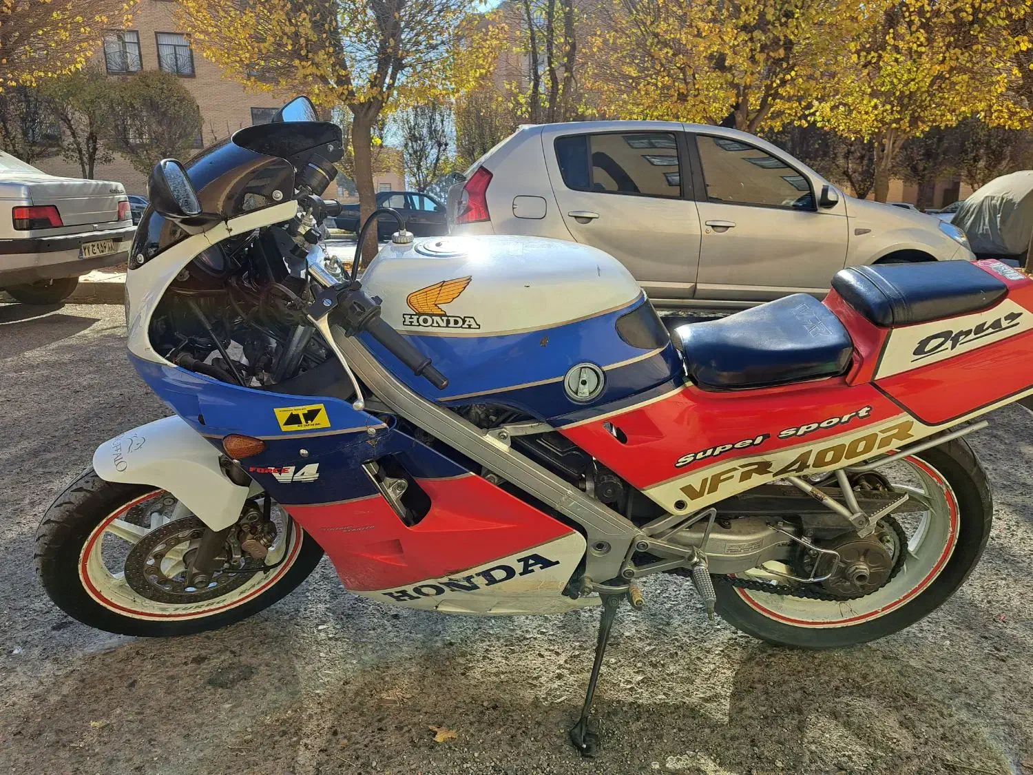 VFR400|موتورسیکلت|تهران, حکیمیه|دیوار