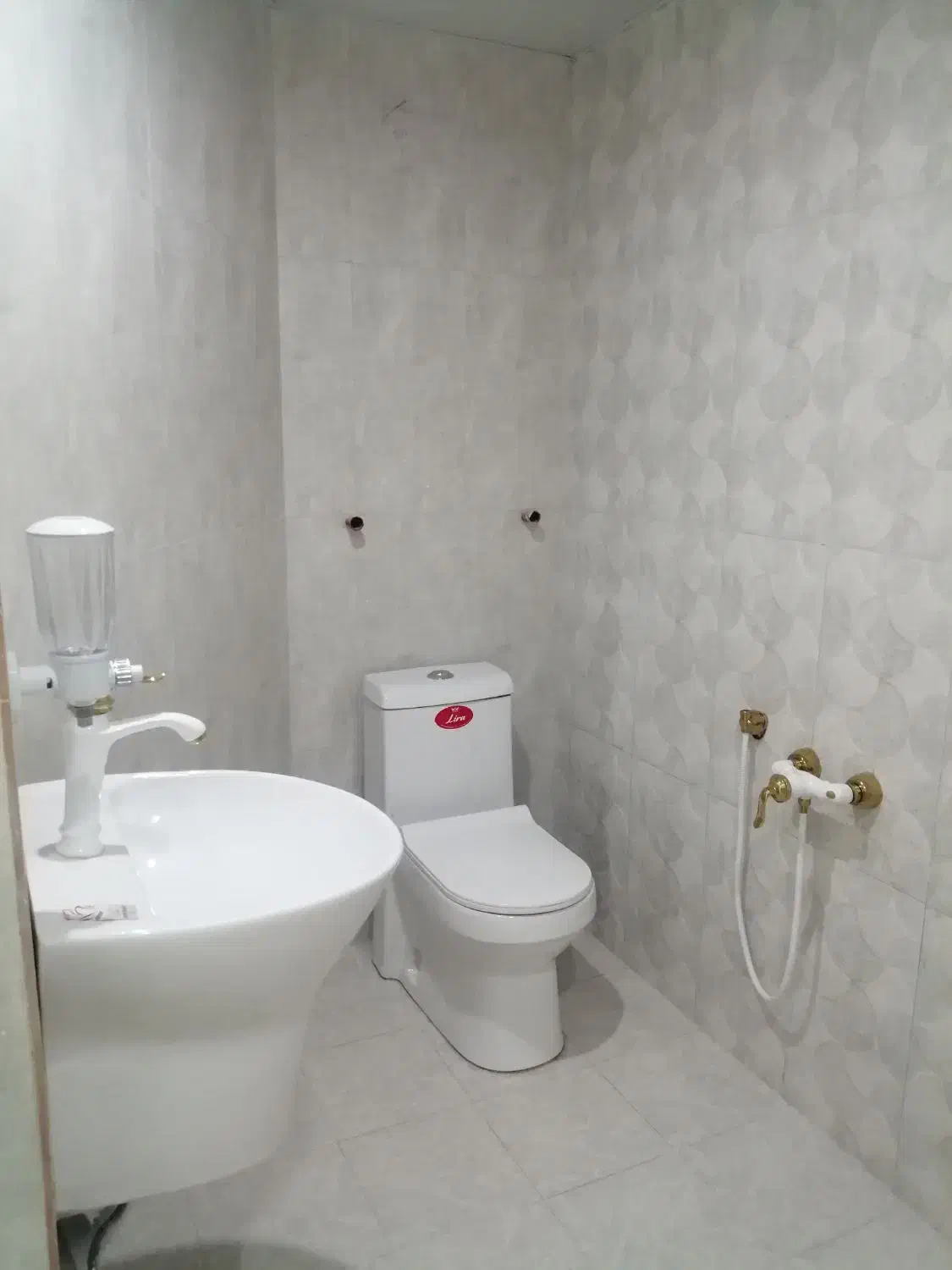 رهن منزل سه خواب|اجارهٔ آپارتمان|شیراز, گویم|دیوار