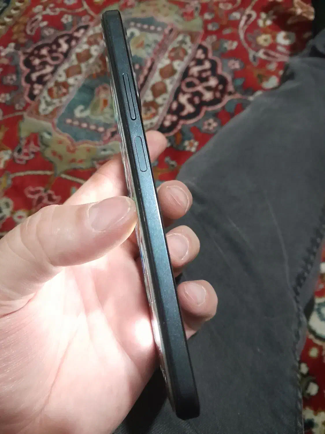 نوت ۱۲ تمیز|موبایل|رباط‌کریم, رباط‌کریم|دیوار