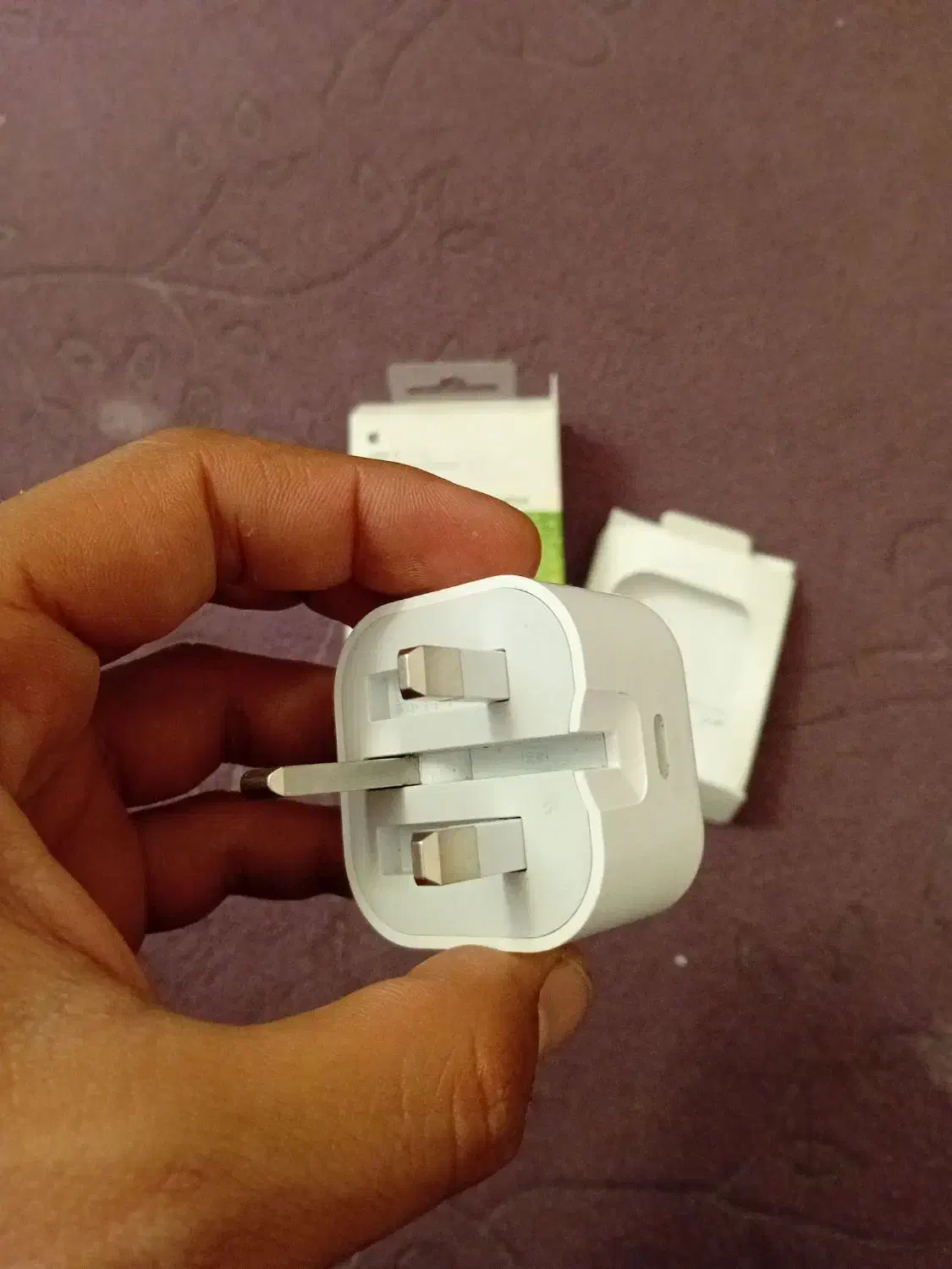 شارژر ۲۰ وات آیفون نو نو سالم جنس درجه یک|لوازم جانبی موبایل و تبلت|خرم‌آباد, |دیوار