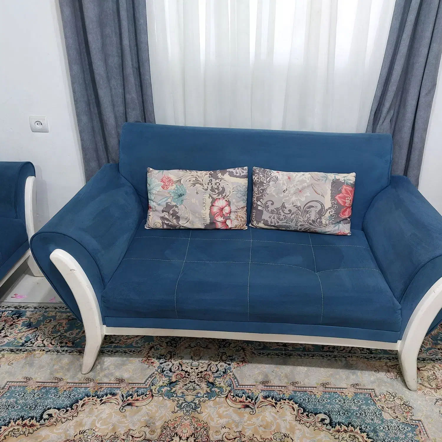 مبل ۷ نفره|مبلمان خانگی و میز عسلی|رشت, نخودچر|دیوار