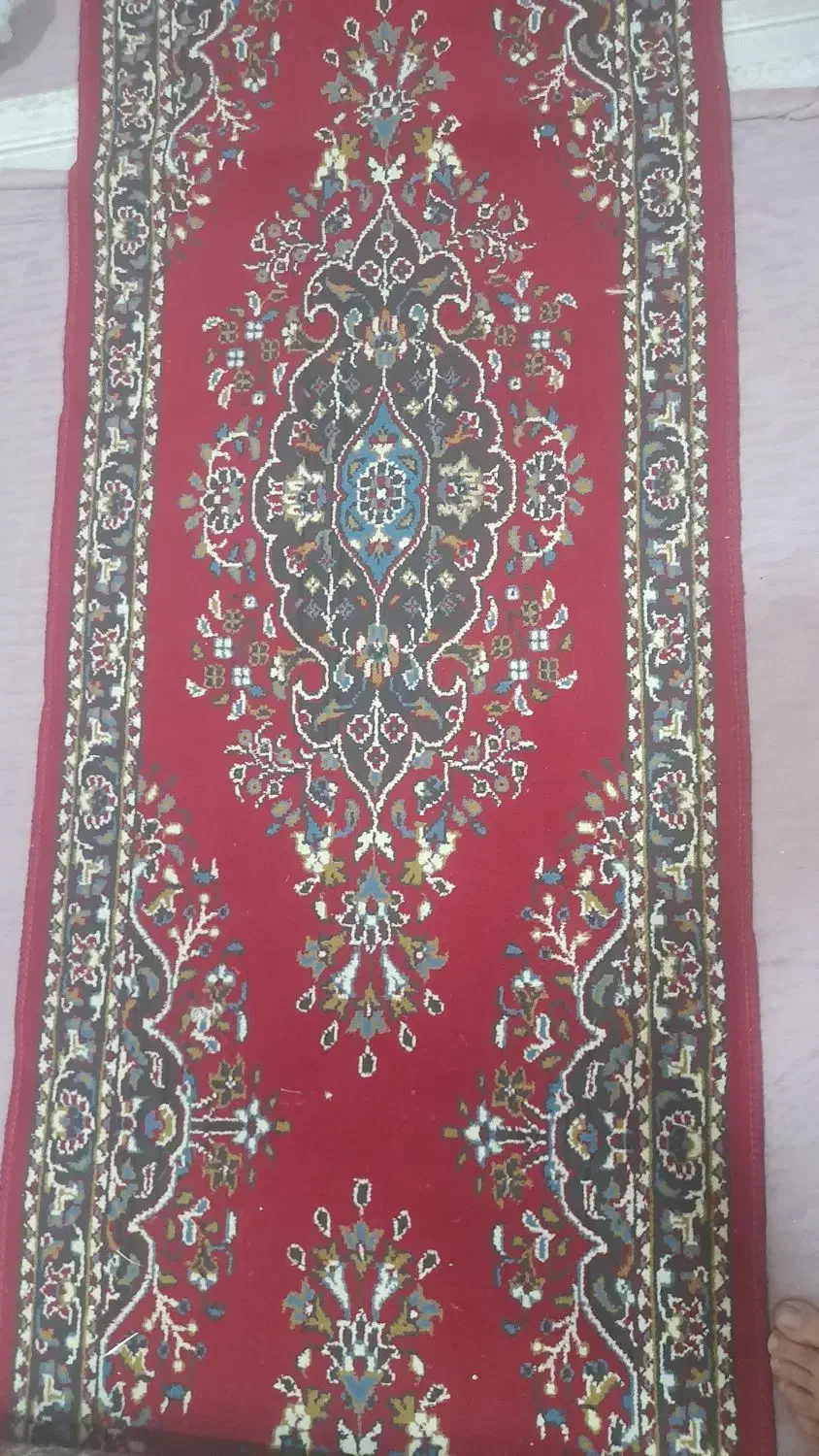 راهرویی درحد نو|فرش|شاهین‌شهر, عطار|دیوار