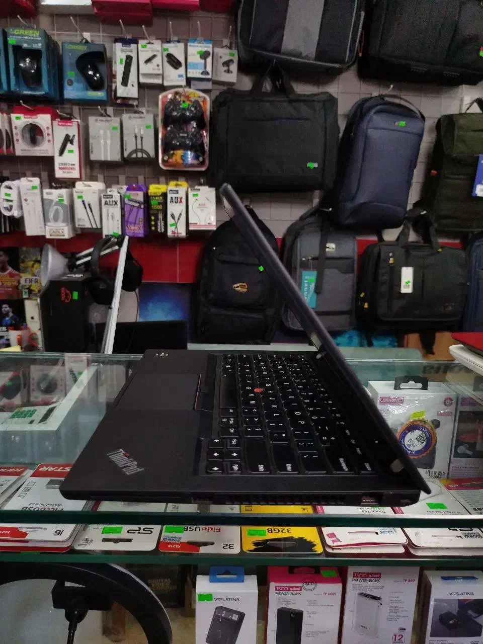 Lenovo Thinkpad|رایانه همراه|سیاهکل, |دیوار