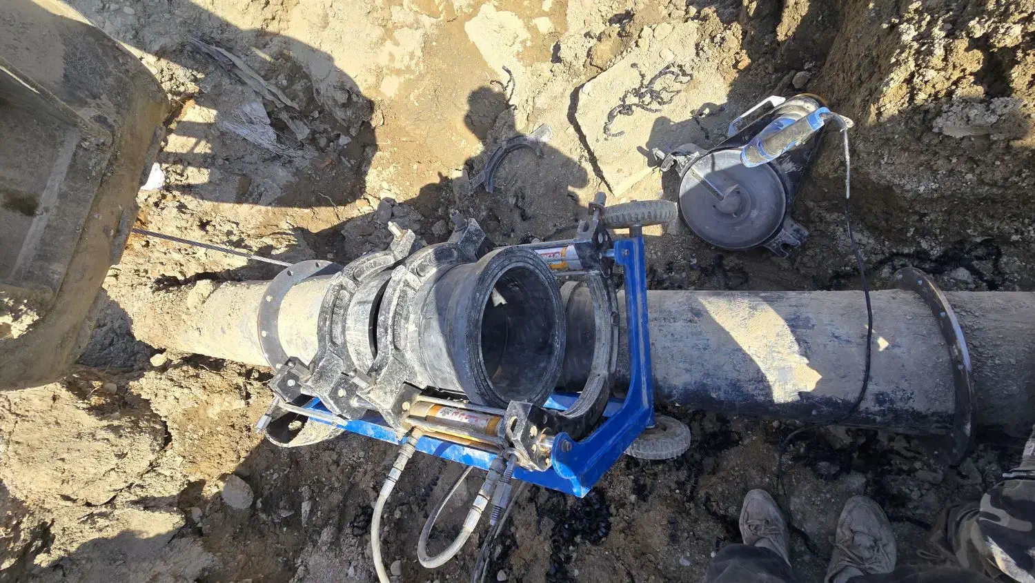 جوش لوله های پلی اتیلن|خدمات پیشه و مهارت|بروجرد, |دیوار