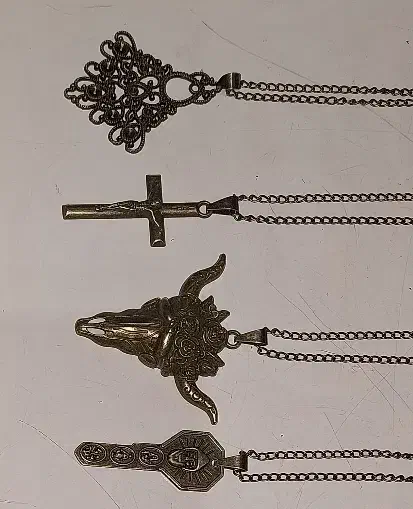 حراج گردنبند|بدلیجات|لنجان, |دیوار