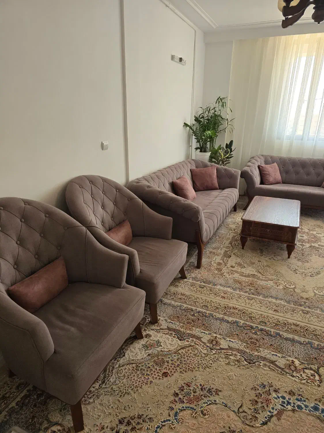 فروش مبل کارکرده سالم|مبلمان خانگی و میز عسلی|محلات, |دیوار