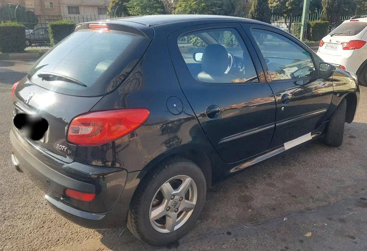 ۲۰۷ مشکی مدل ۹۹ فرمان برقی|خودرو سواری و وانت|قزوین, |دیوار