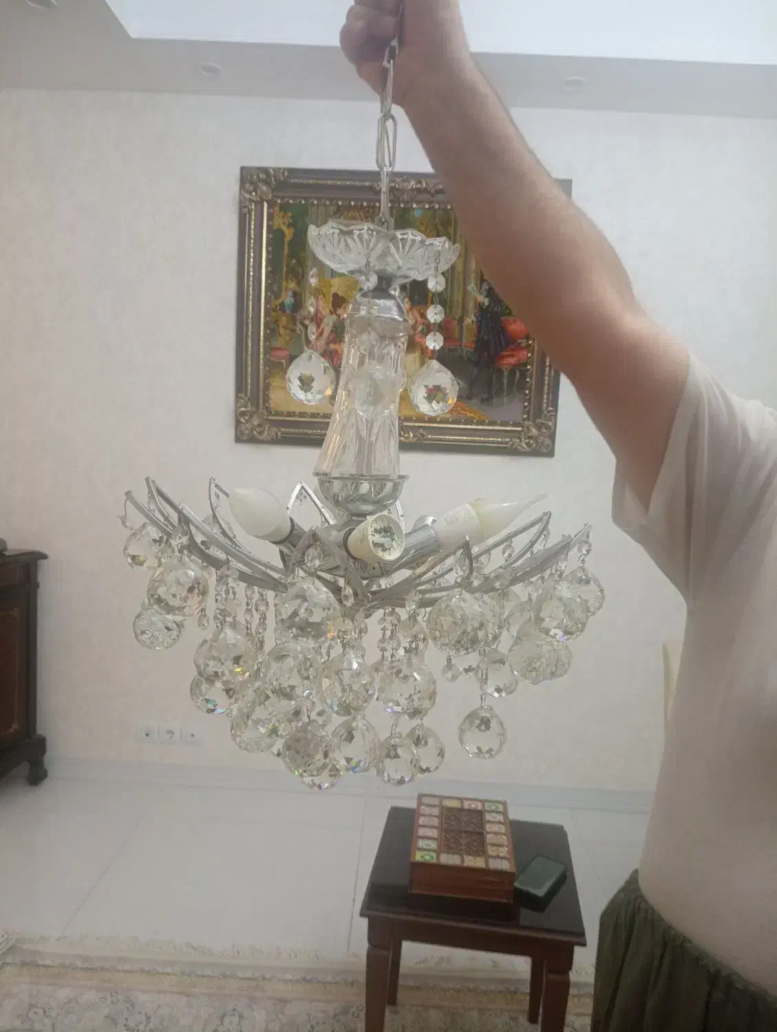 یک عدد لوستر شش تا لامپ|لوستر و چراغ آویز|کرمانشاه, |دیوار