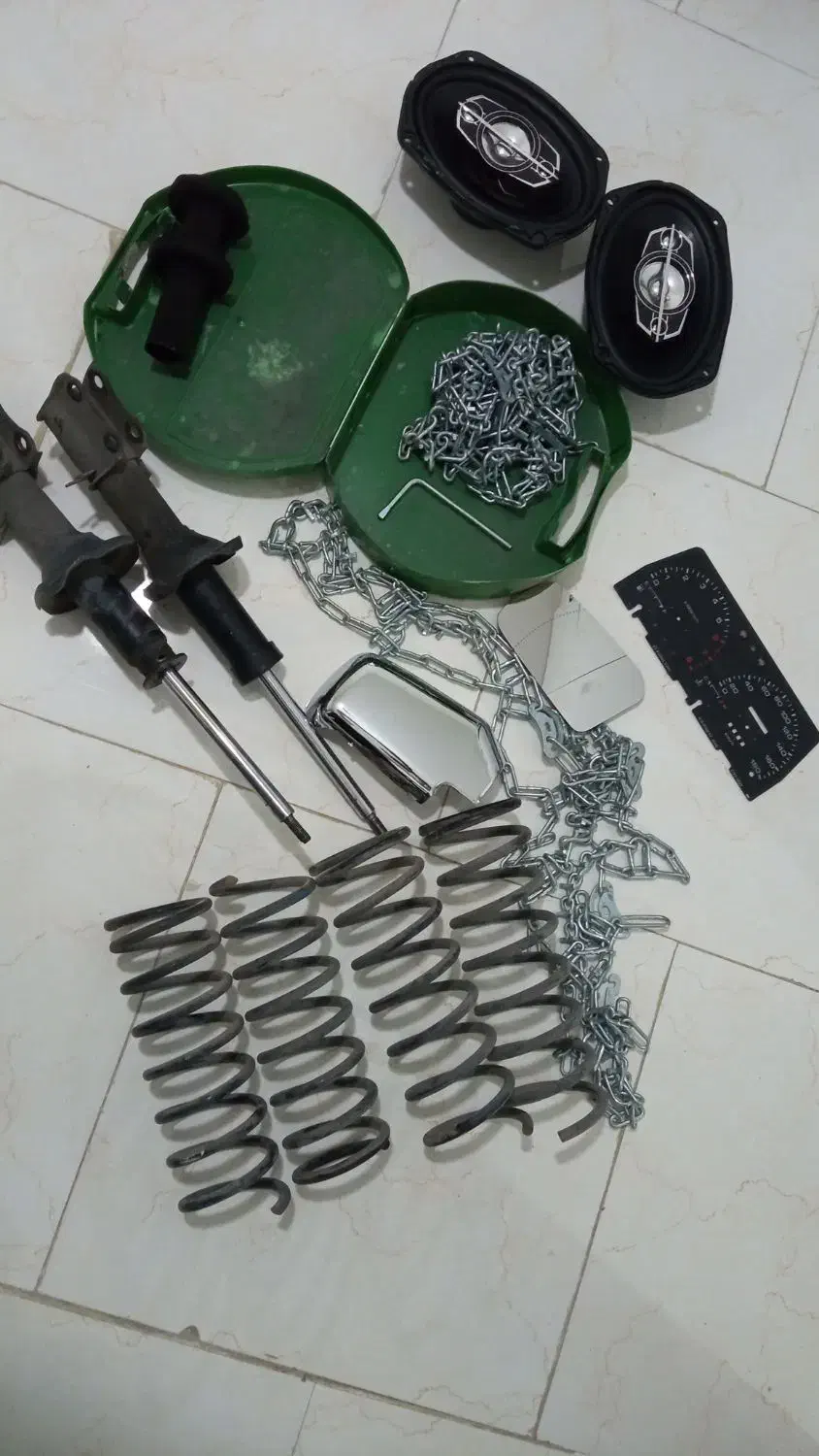 کمک،فنر،باند،زنجیر چرخ،صفحه کیلومتر پراید کاربرات|قطعات یدکی و لوازم جانبی|بومهن, |دیوار