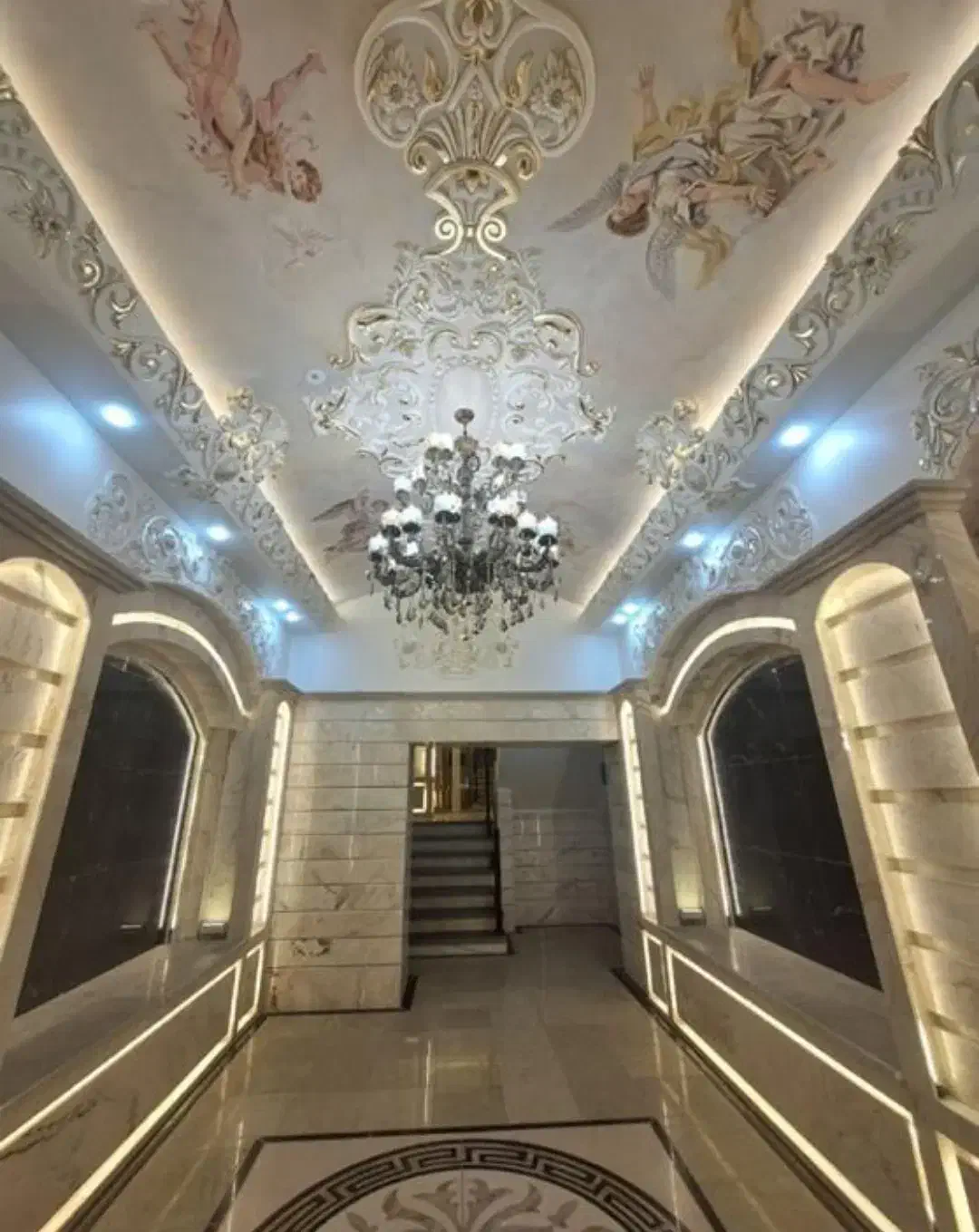 فروش واحد ۲۲۰متری لوکس در سعدی|فروش آپارتمان|ارومیه, |دیوار