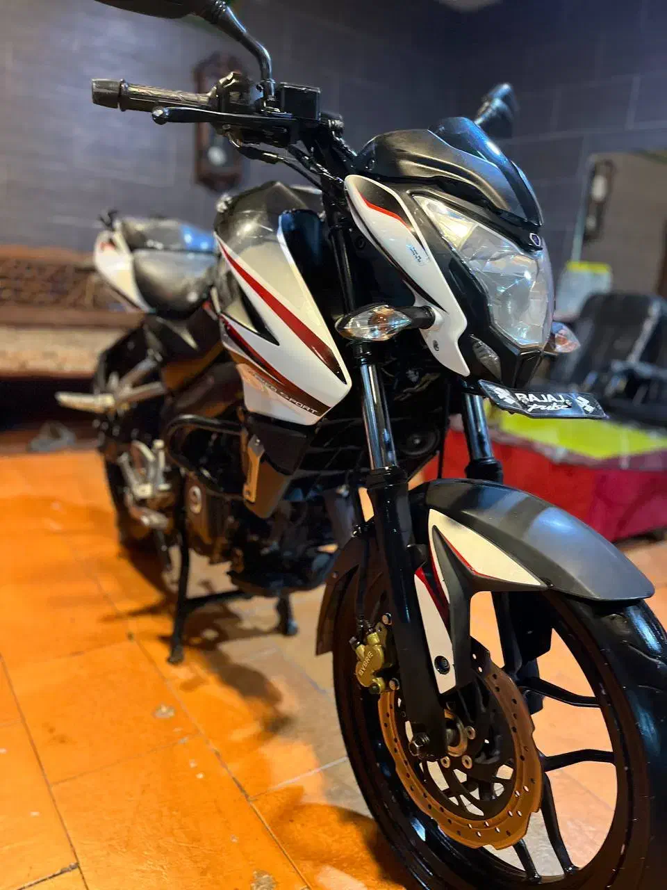 ns 200|موتورسیکلت|شهریار, شهرک وائین|دیوار