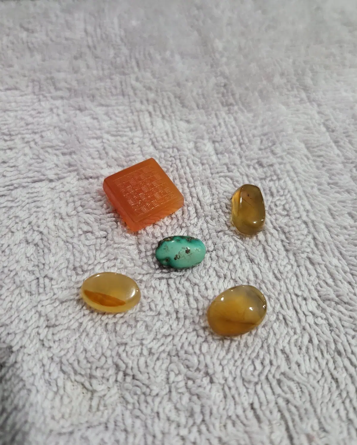 مجموعه ۴ نگین شرف‌الشمس + ۱ نگین فیروزه نیشابور|بدلیجات|تهران, جنت‌آباد مرکزی|دیوار