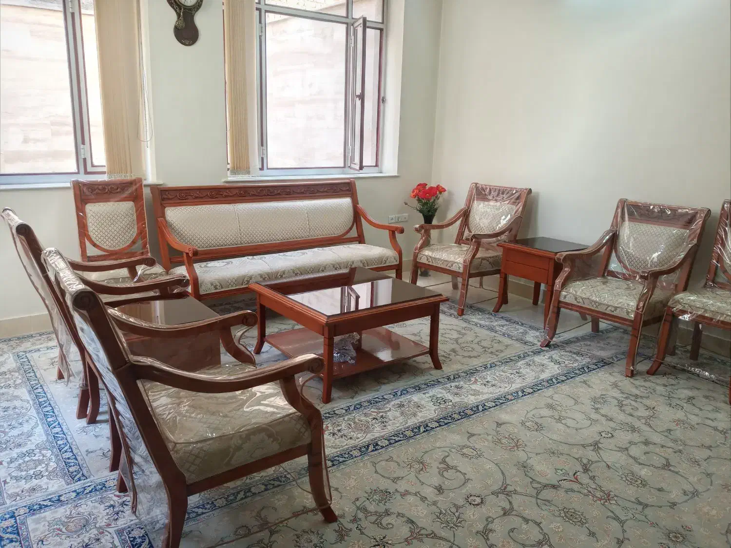 مبل کلاسیک|مبلمان خانگی و میز عسلی|زنجان, |دیوار