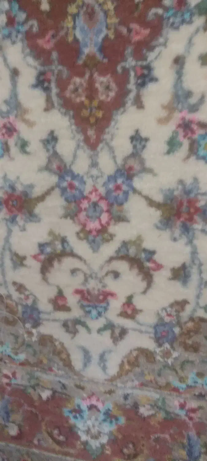 قالی ذرع و نیم تموم نشده|فرش|کاشان, کوی اداره گاز|دیوار