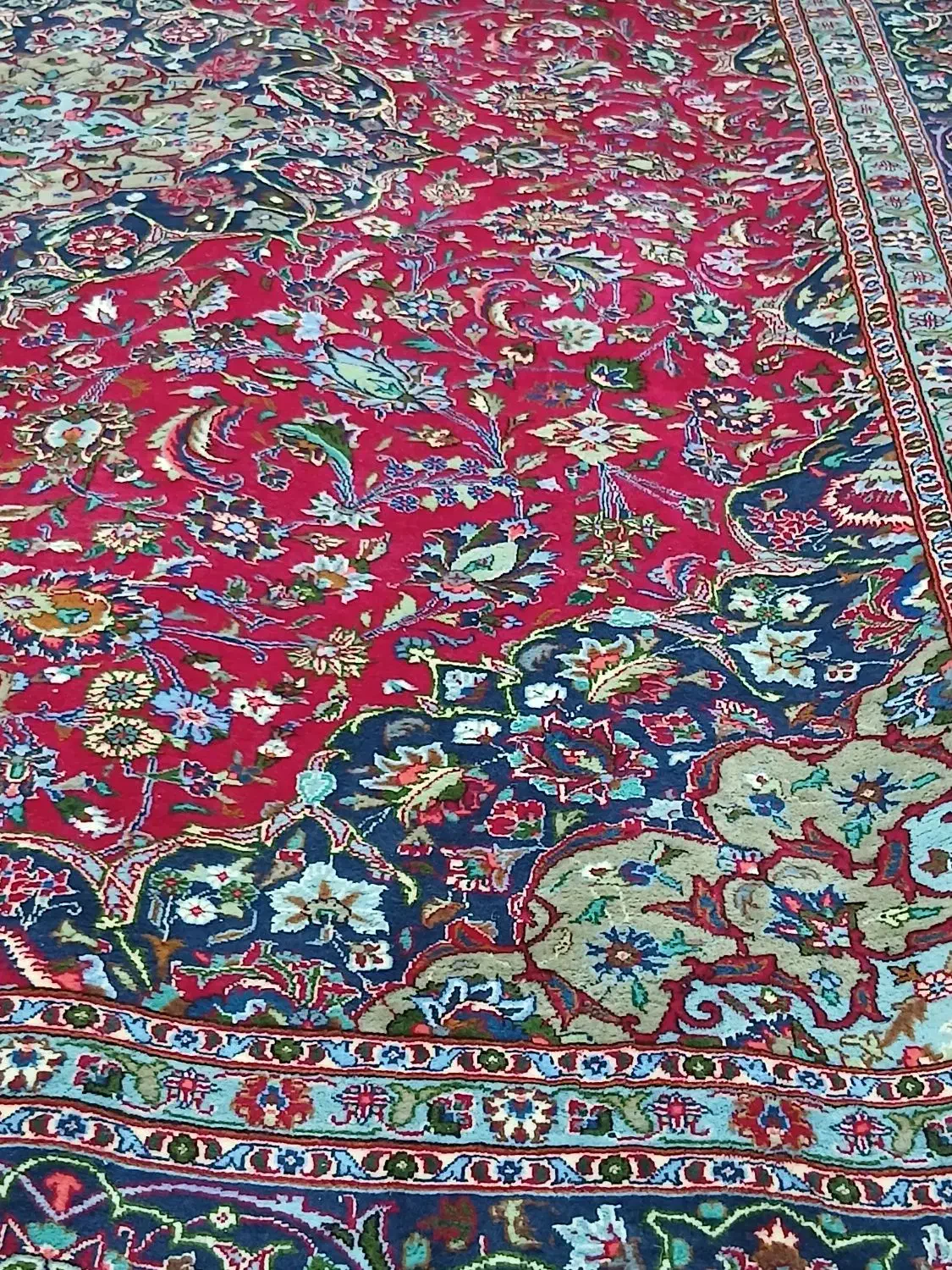 کاشمر کرک ۱۲متری|فرش|میانه, |دیوار