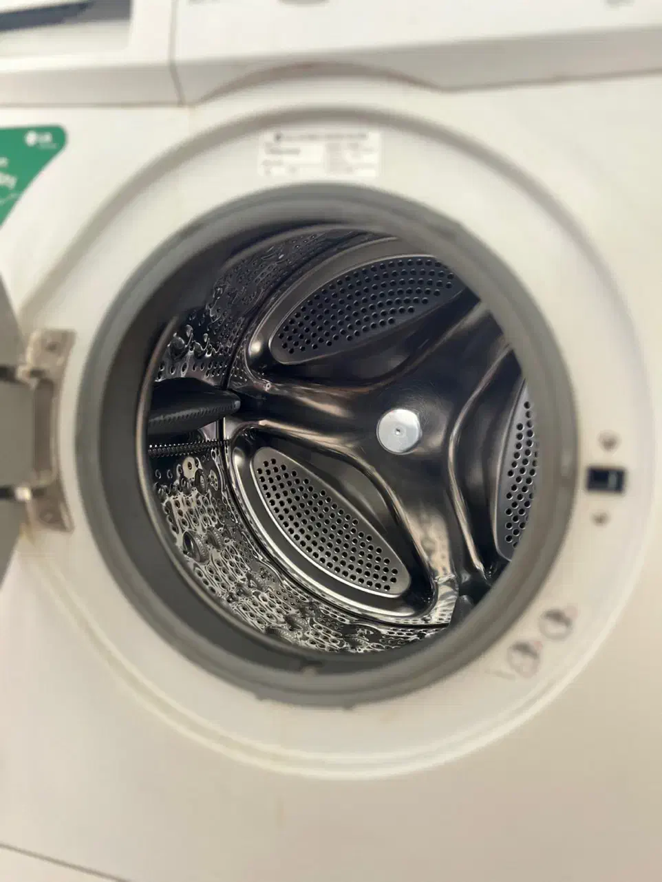 لباسشویی ال جی|ماشین لباسشویی و خشک‌کن لباس|ایلام, |دیوار