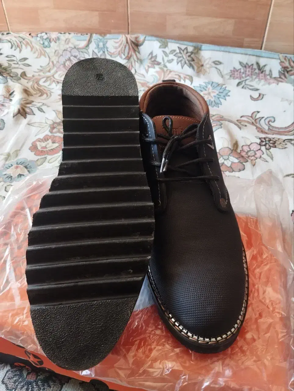 کفش و کتونی نو|کیف، کفش، کمربند|بروجرد, |دیوار