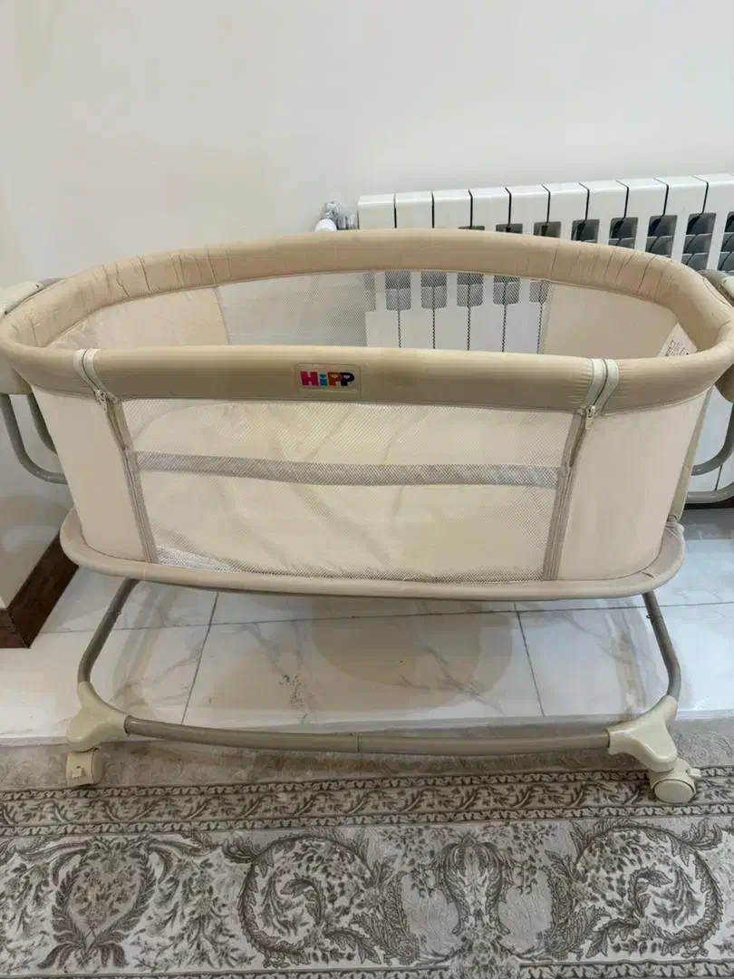 گهواره کودک|تخت و سرویس خواب|تهران, شهرک گلها (تهرانسر)|دیوار