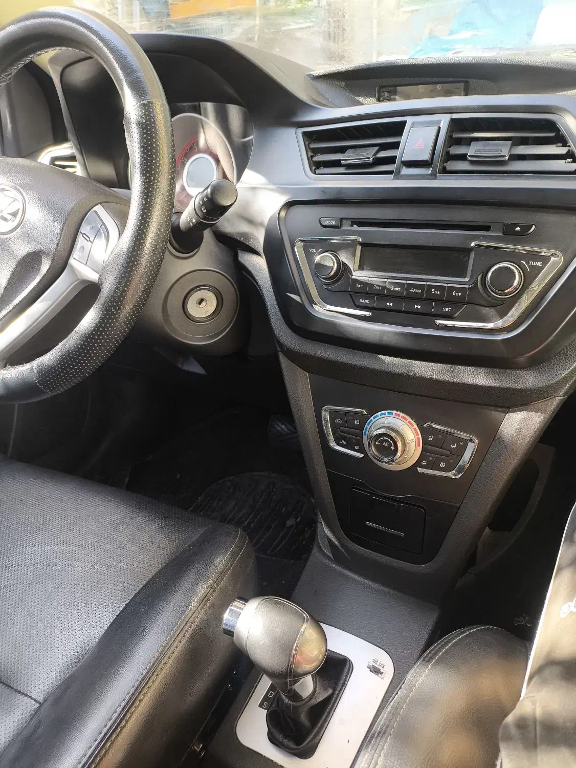 لیفان x50 کم کارکرد|خودرو سواری و وانت|هشتگرد, شهرک اداری|دیوار