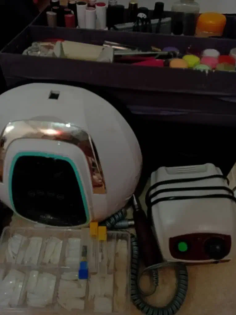 دستگاه uvو سوهان برقی|آرایشی، بهداشتی، درمانی|تبریز, |دیوار