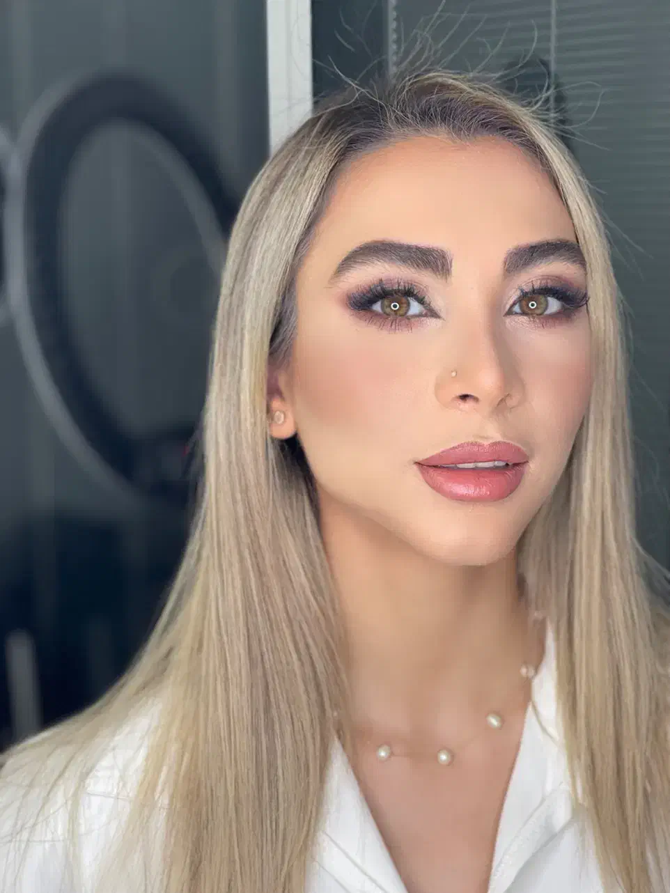 میکاپ عروس و همراه با تخفیف ویژه مواد متریال برند|خدمات آرایشگری و زیبایی|بندر انزلی, امامزاده|دیوار