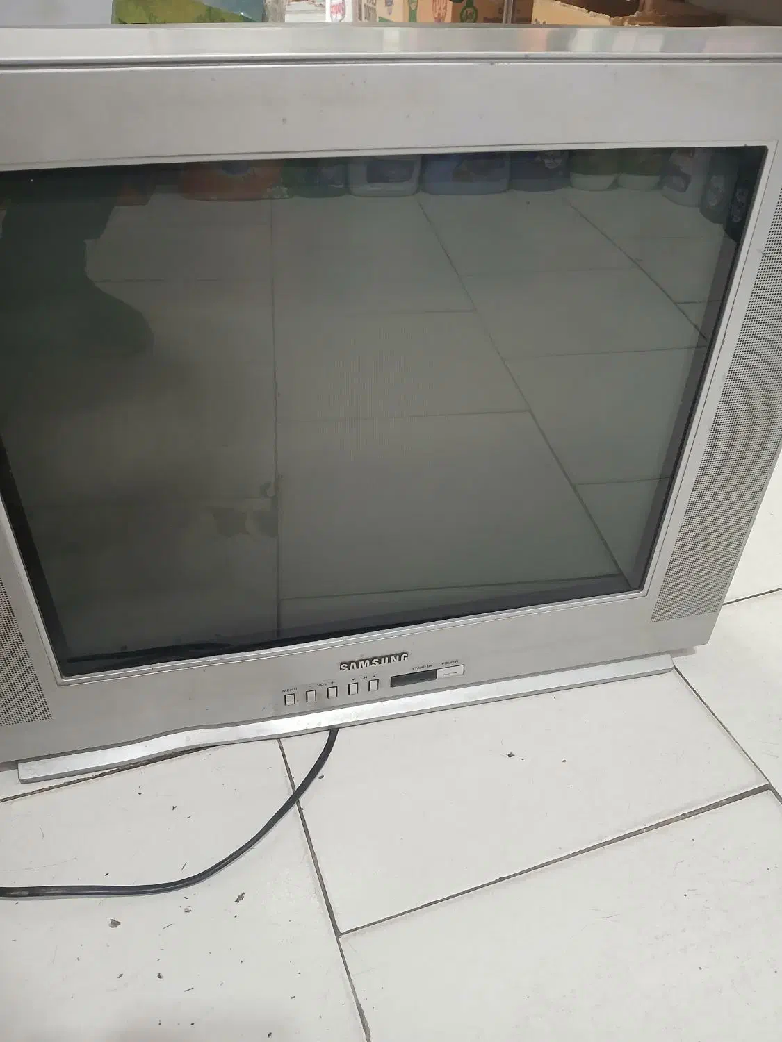 تلویزیون سامسونگ کاملا سالم|تلویزیون و پروژکتور|سلماس, |دیوار