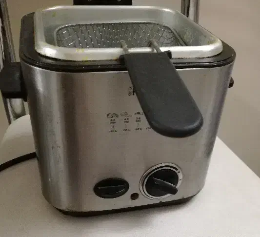 سرخ برقی در حد|اجاق گاز و لوازم برقی پخت‌وپز|قم, شهرک سازمان آب|دیوار