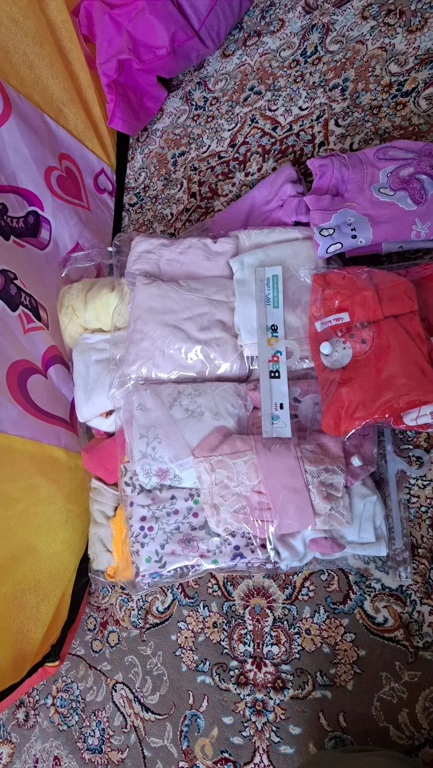 لباس نوزاد|اسباب و اثاث بچه|اصفهان, فرح آباد|دیوار