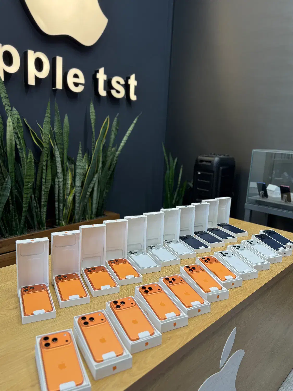 آیفون ۱۷ پرو ۲۵۶ گیگ|موبایل|اسلام‌شهر, شهرک قائمیه|دیوار