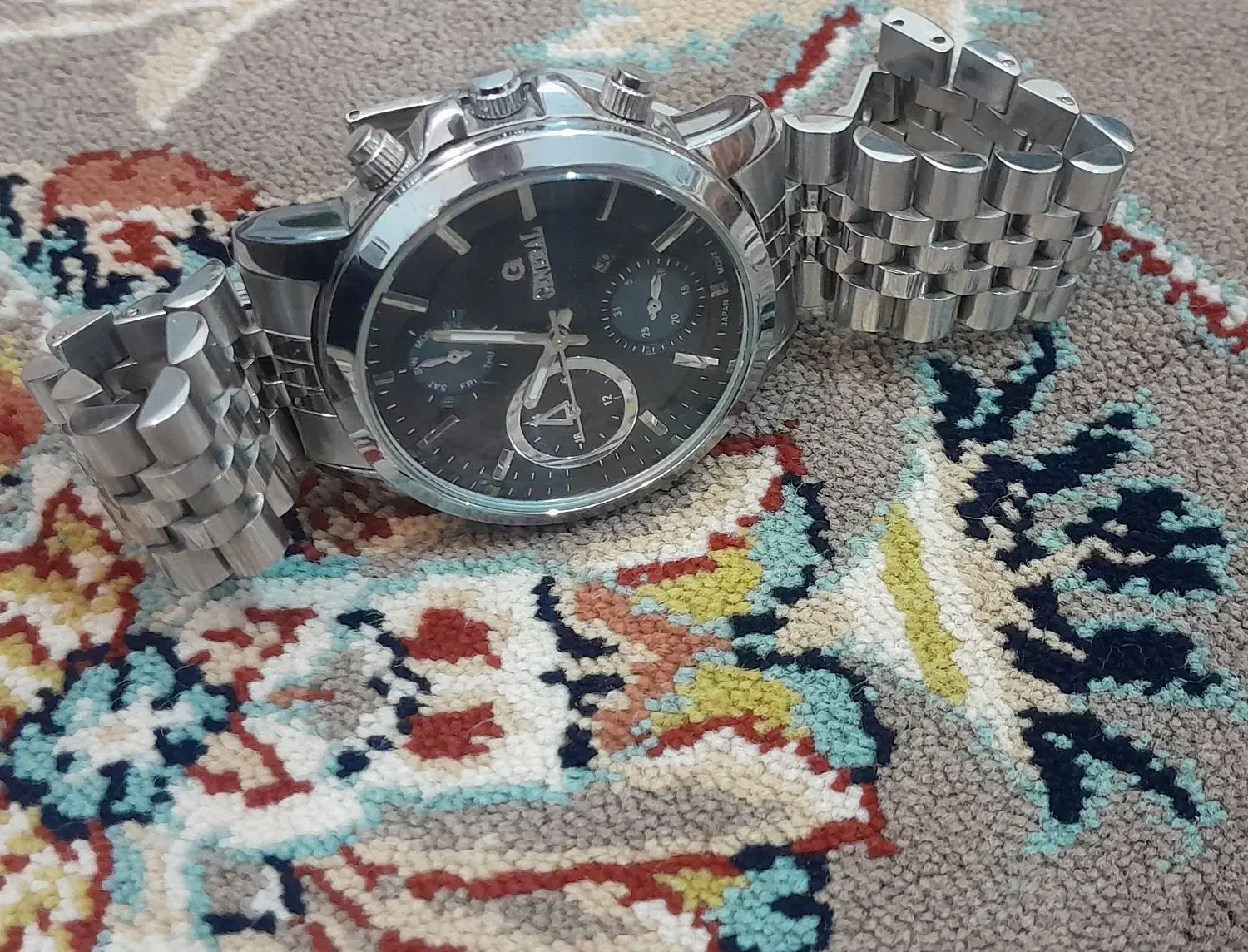 ساعت مچی|ساعت|ورامین, ورامین|دیوار