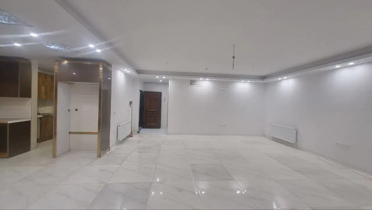 فروش واحد۱۲۵ متری نوساز جنوبی تاپ لوکیشن شهرک فجر|فروش آپارتمان|ورامین, شهرک فجر|دیوار