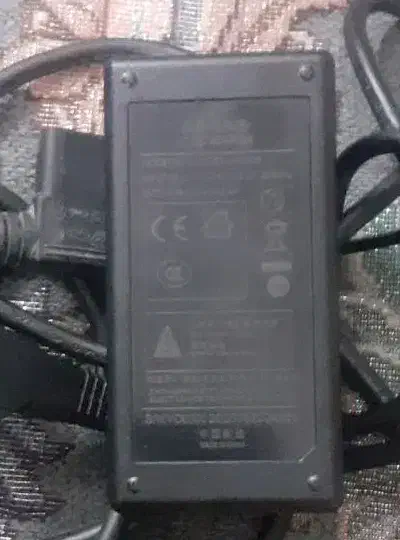 آداپتور اصلی وشارژر|قطعات و لوازم جانبی رایانه|پاکدشت, شهرک امام رضا|دیوار