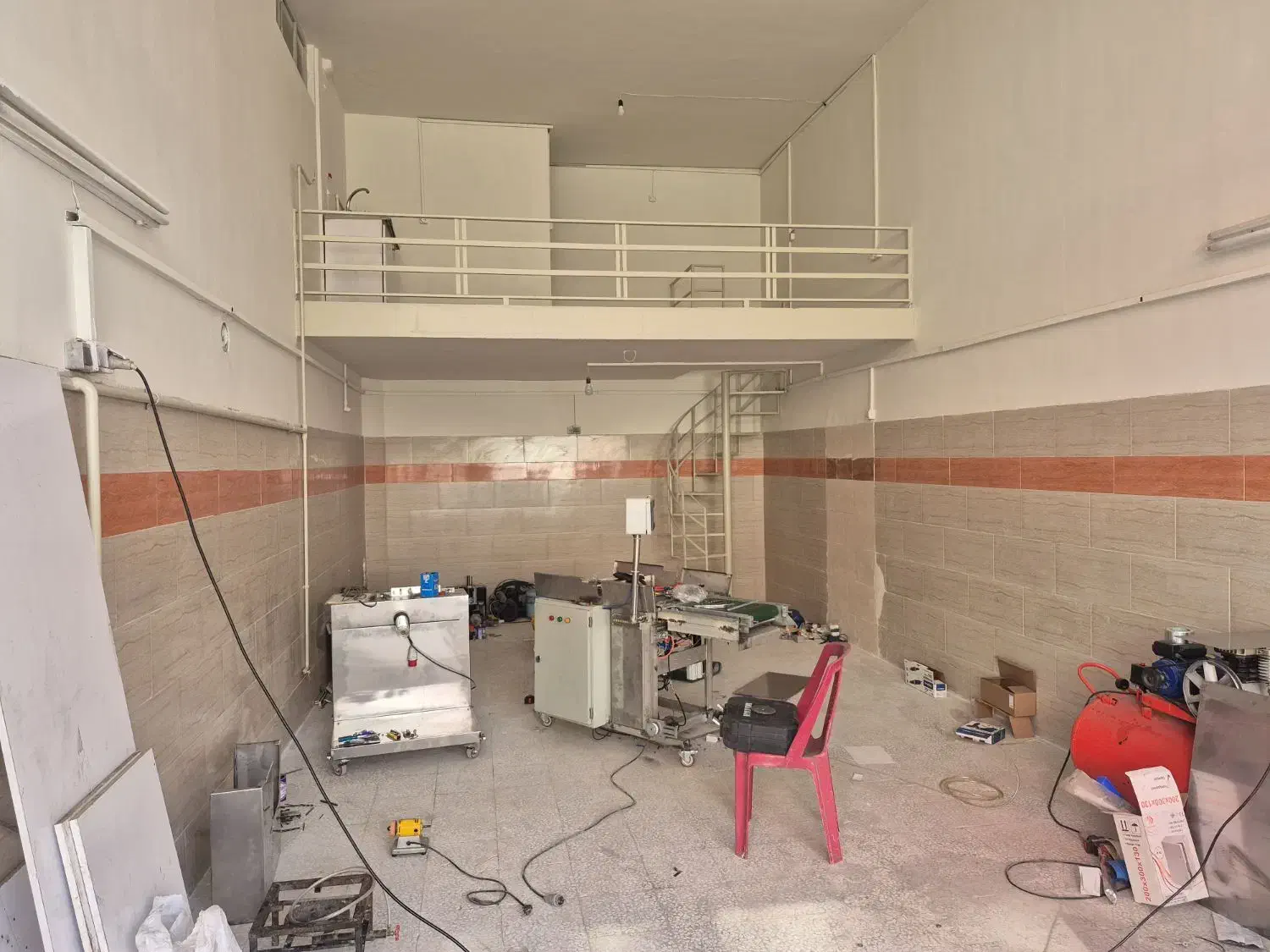 ۷۰متر مغازه اجاره ای خرمدشت|اجارهٔ مغازه و غرفه|پردیس, شهرک صنعتی خرمدشت فاز ۷|دیوار