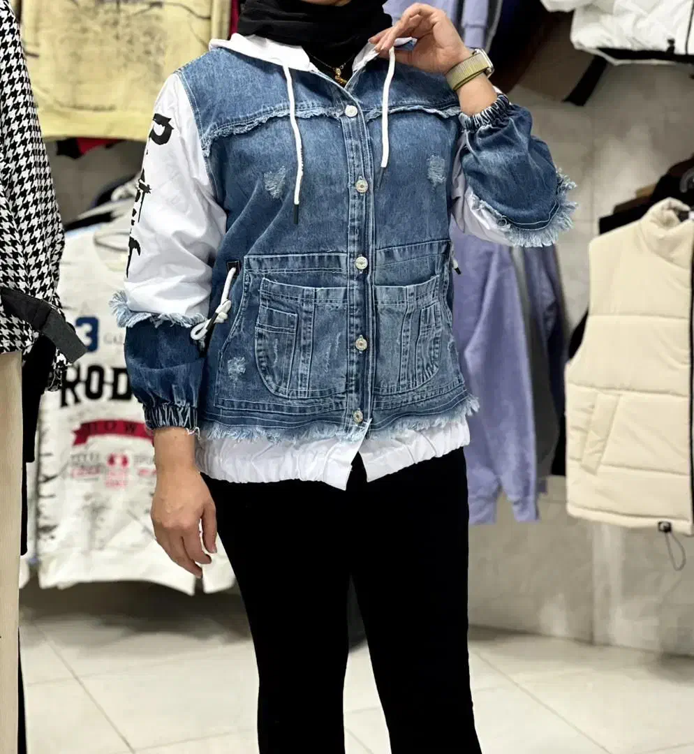 مانتو لی دخترانه|لباس|شاهینشهر, گرگاب|دیوار