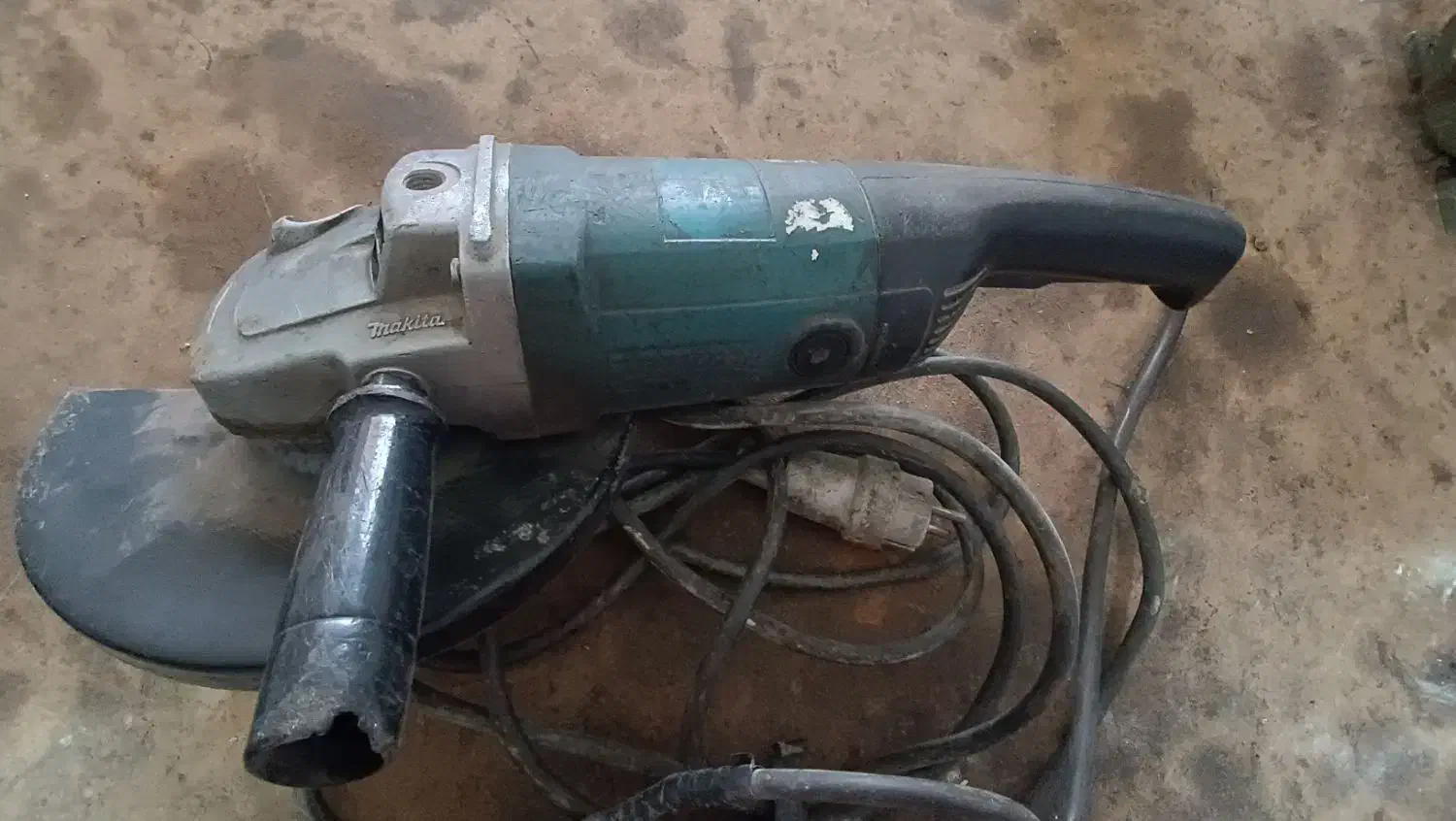 فرز اهنگری ماکیتا اصلی|ابزارآلات|خنجین, |دیوار