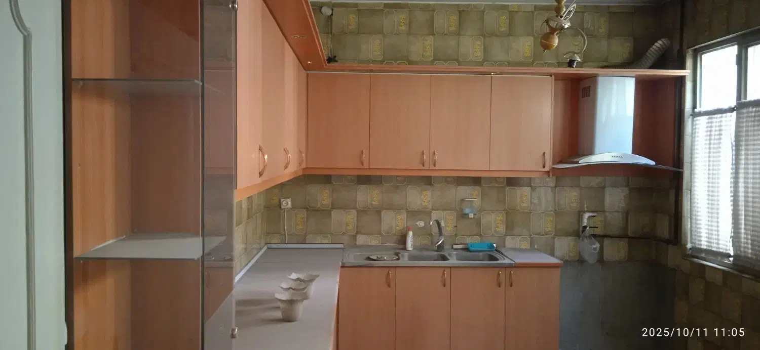 کابینت فلزی سنگین درب ها چوب|مصالح و تجهیزات ساختمان|مشهد, فلسطین|دیوار