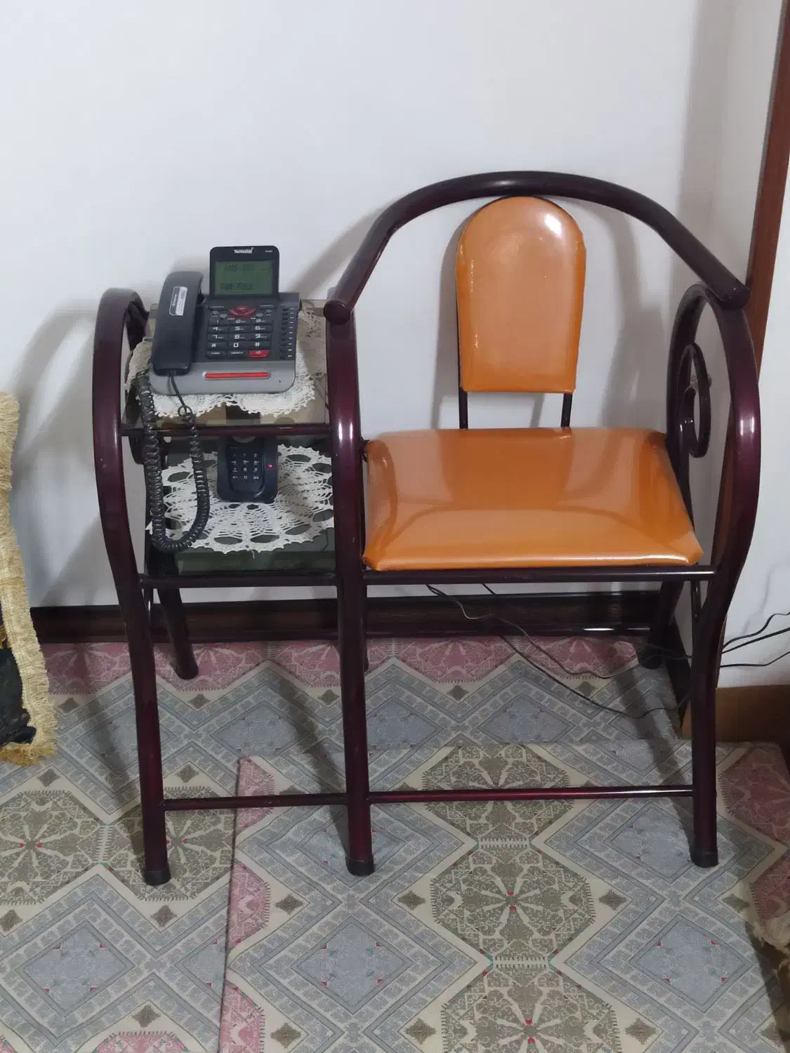 میز تلفن فرفورژه|میز تلفن|خمینی‌شهر, |دیوار