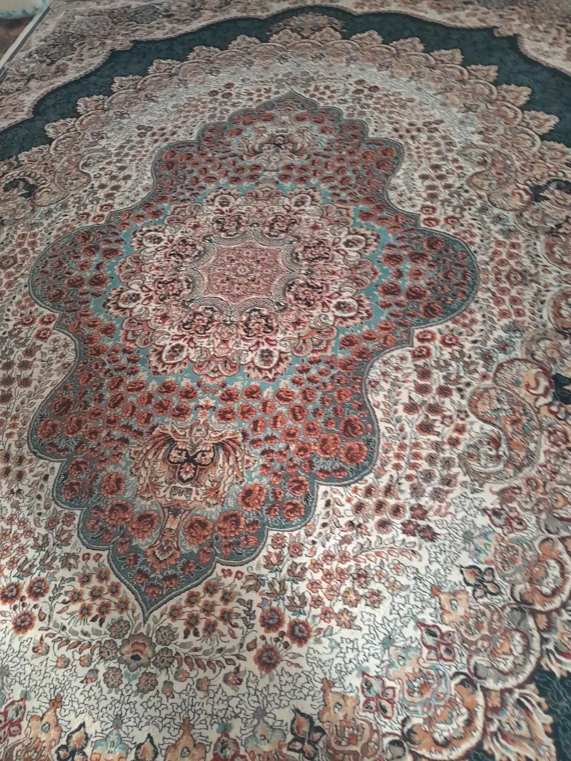 فرش۱۲متری|فرش|بیرجند, |دیوار