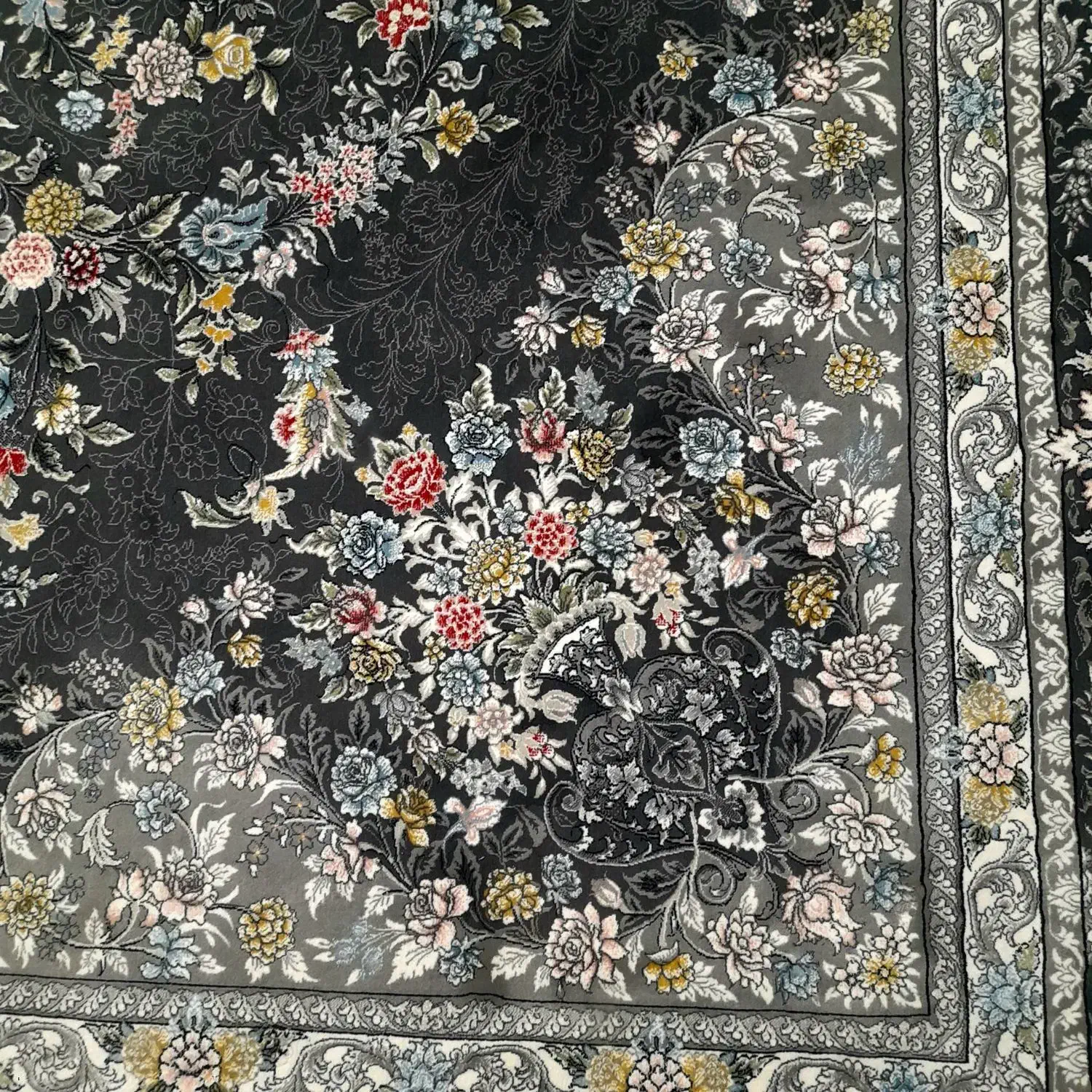 دوتخته فرش ۹ متری ۱۲۰۰ شانه اصل|فرش|محمدیه-قزوین, |دیوار