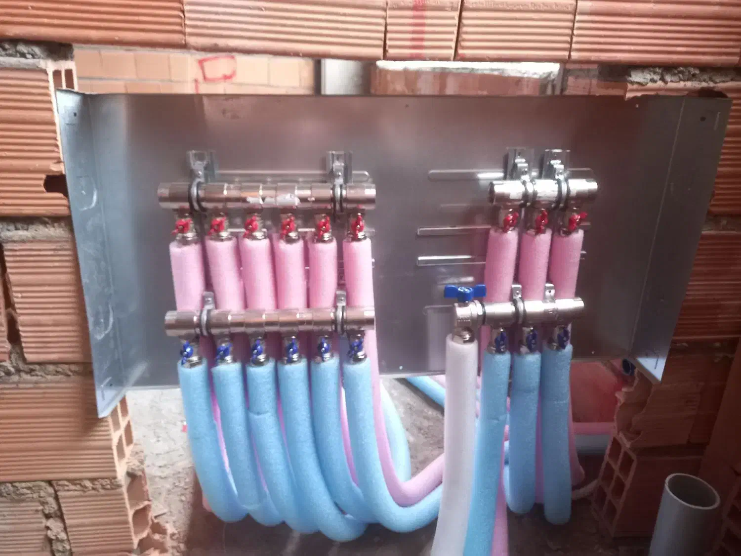 اجرای لوله کشی ساختمان مسکونی و صنعتی|خدمات پیشه و مهارت|ساری, |دیوار