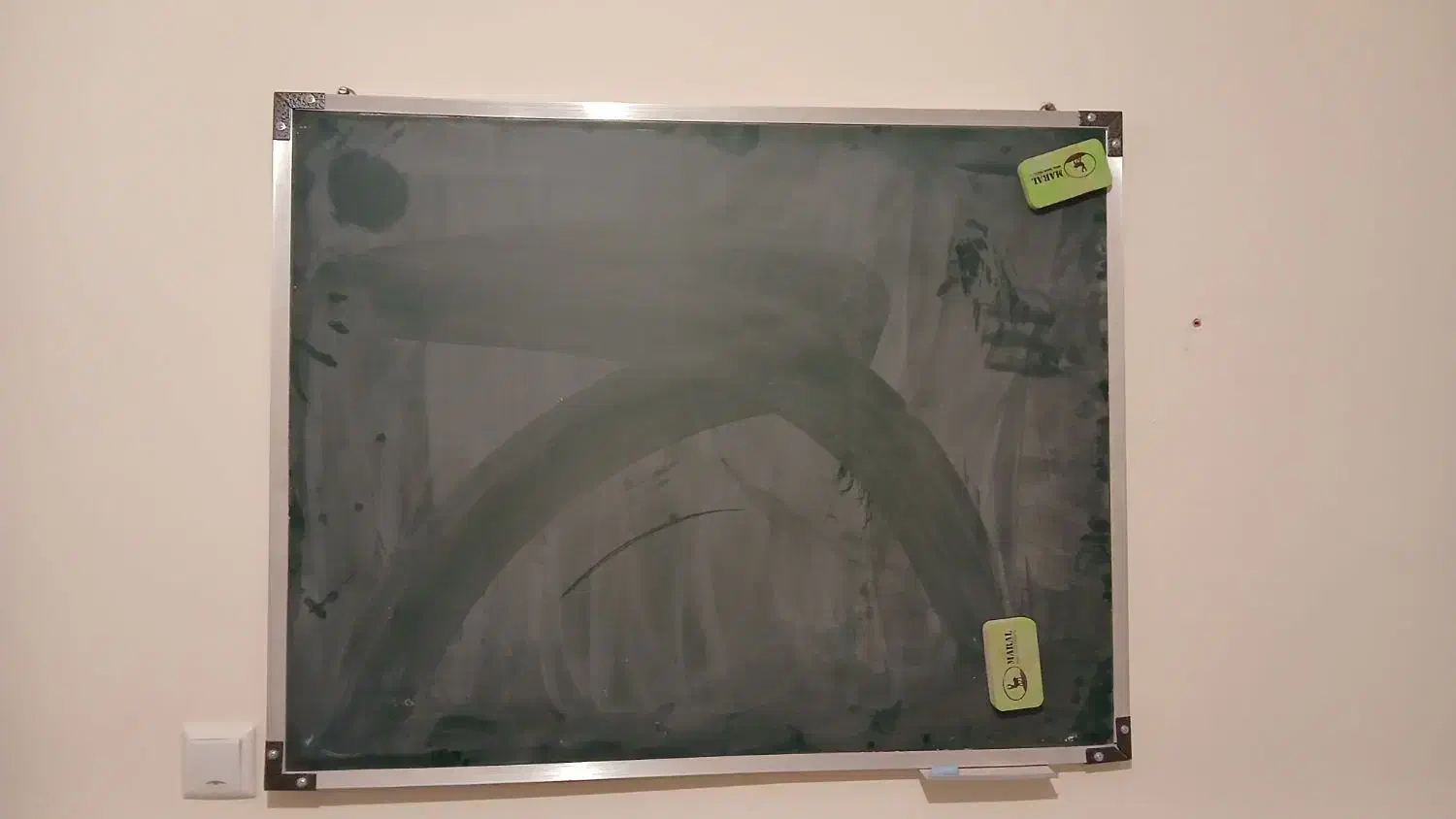 تخته گچی|لوازم التحریر|پردیس, فاز ۱۱|دیوار